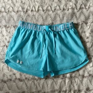UNDER ARMOUR shorts!🔥